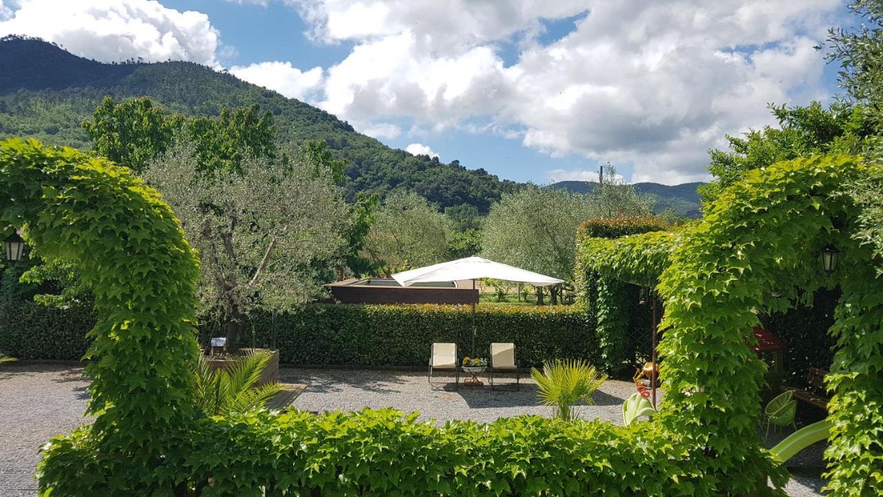 Salvia E Rosmarino - Affittacamere In Liguria Villanova d'Albenga Bagian luar foto
